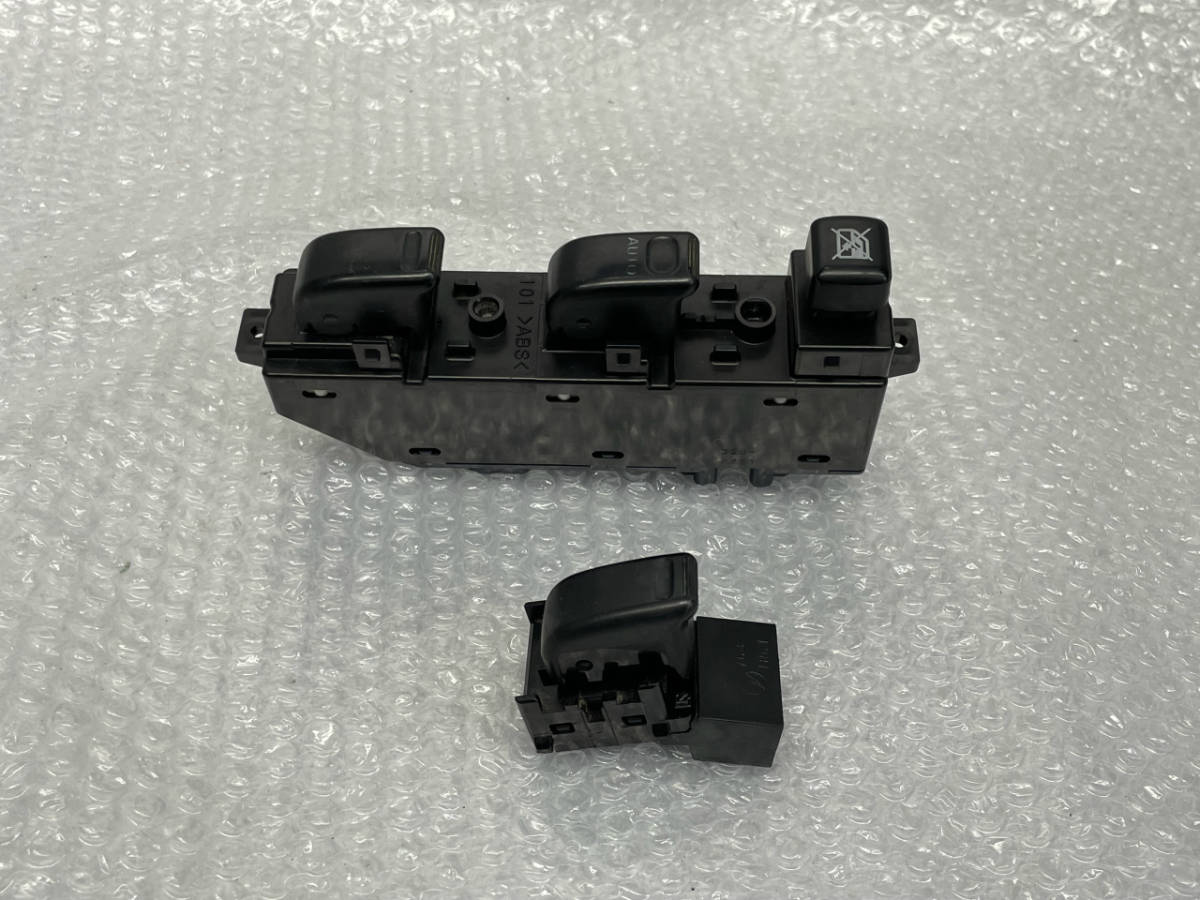 動作OK サンバー ディアス TW1 TV1 パワーウインドウスイッチ 運転席 助手席 tw2 tv2 ワゴン バン 動き滑らか＼(^o^)／