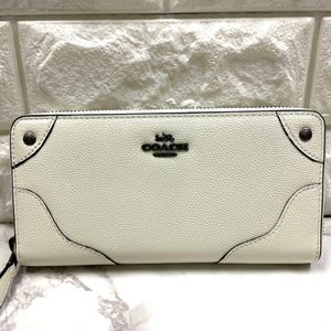 コーチ 白 レザーのヤフオク!の相場・価格を見る｜ヤフオク!のコーチ 