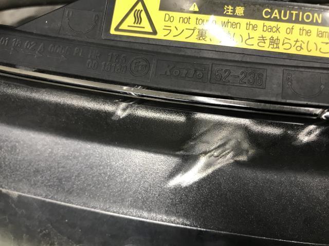 ヴィッツ DBA-NCP131 左ヘッドライト ランプASSY 81150-52E30 HID