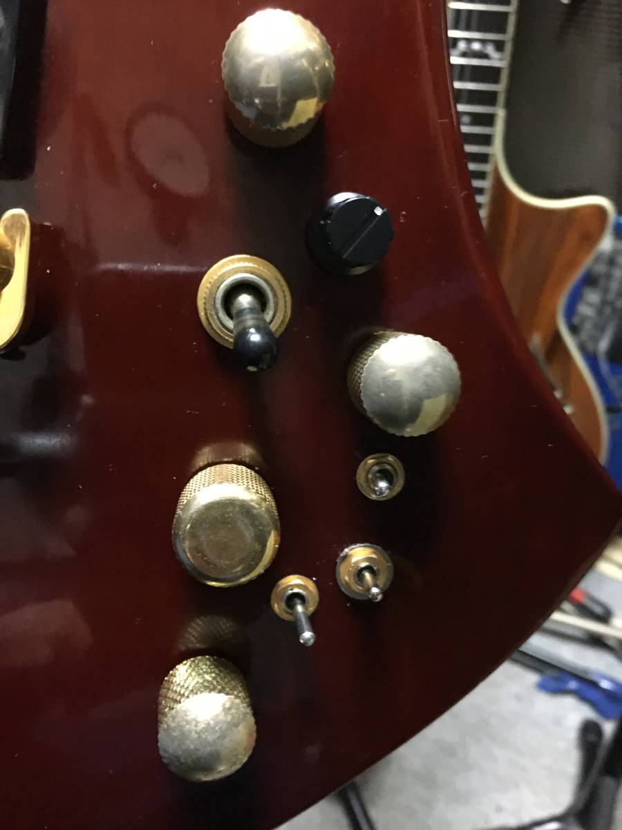 Mockingbird B.C. Rich - Guitar Series Neck-Thru セットネック仕様