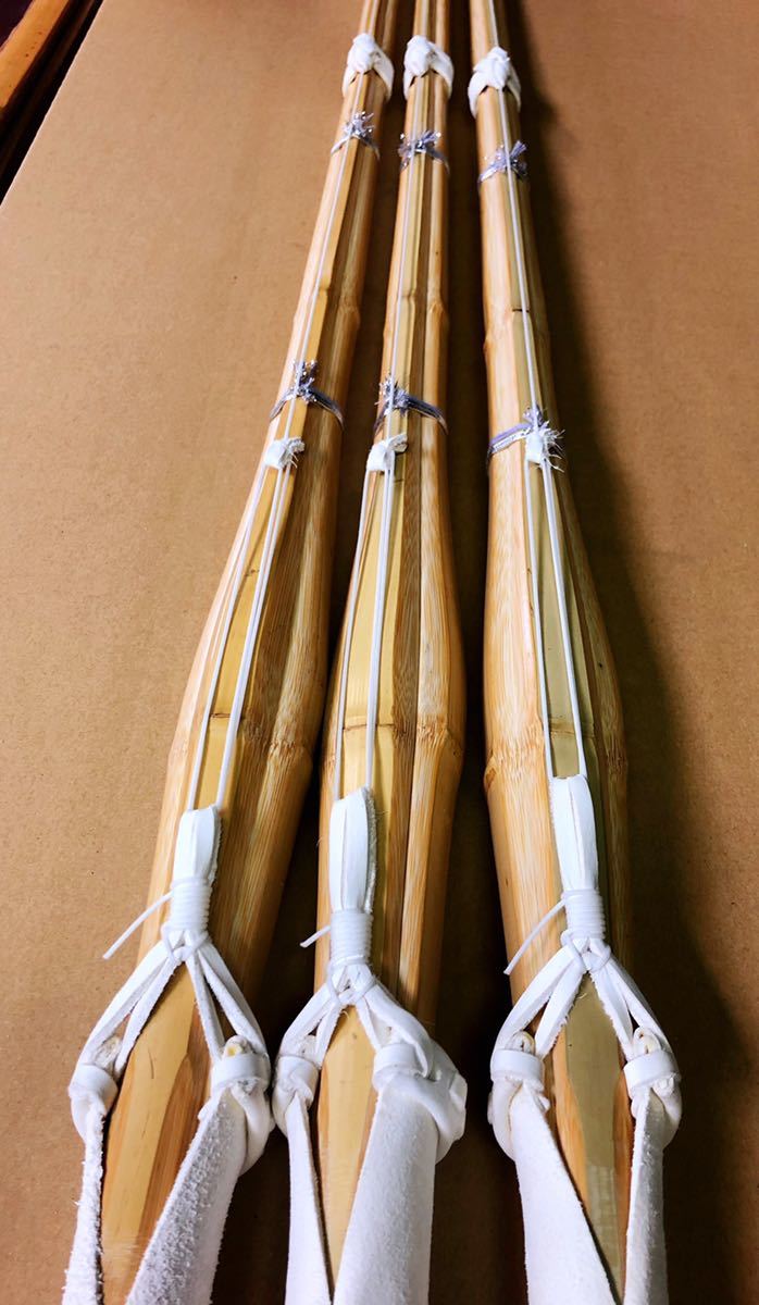 定番，新作登場 剣道 竹刀 完成品 無銘 極軽 39大人用 胴張実戦型 柄細め 3本セット(竹刀)｜売買されたオークション情報、yahooの商品情報をアーカイブ公開 - オークファン 竹刀