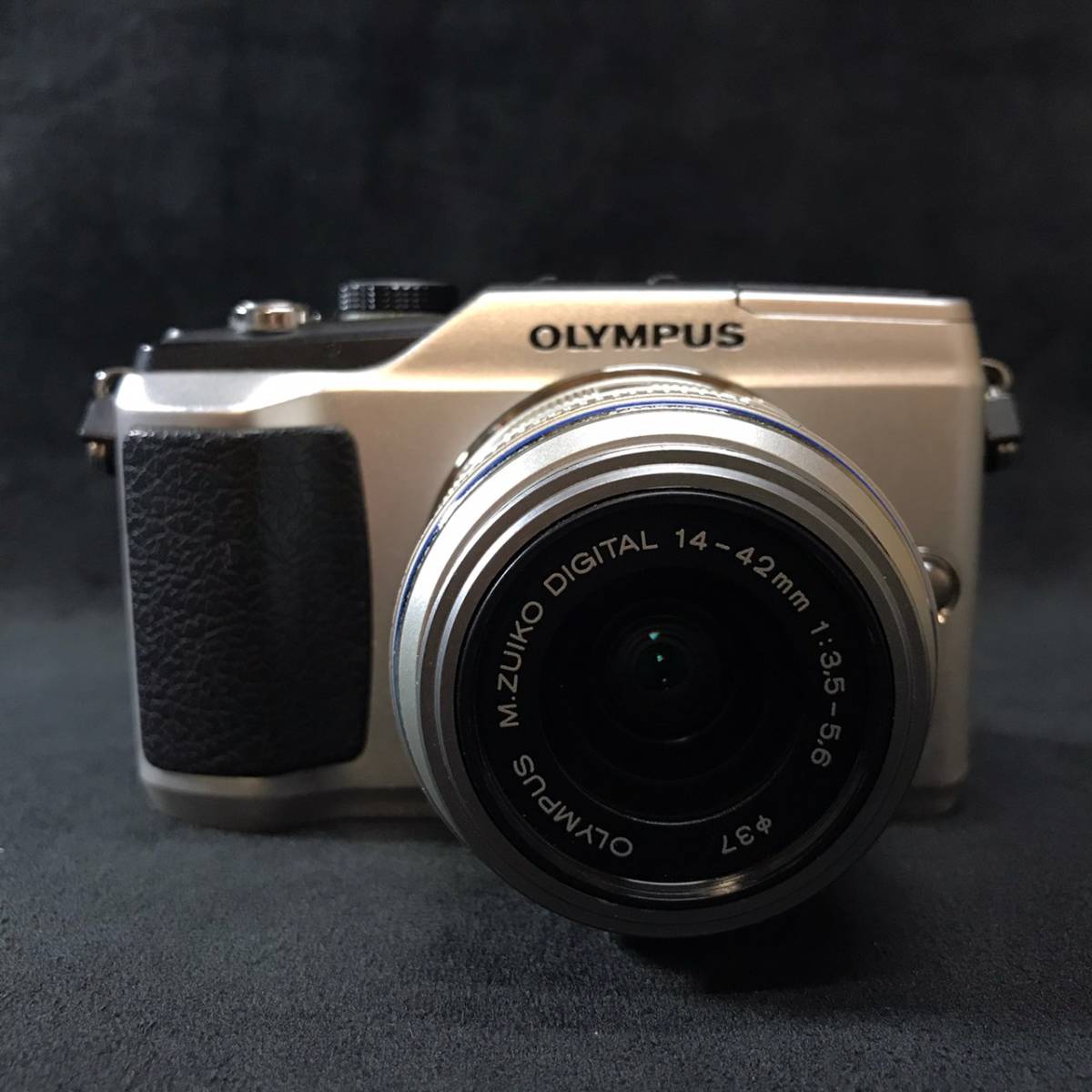 Olympus E-PL2 PEN Camera - Digital Lens II Black 14-42mm with