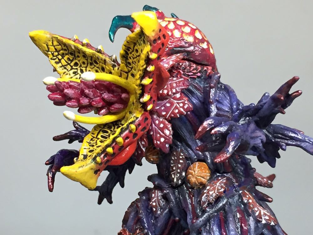 リペイント 完成品 HG ウルトラマン ラフレイア スペースビースト DG 