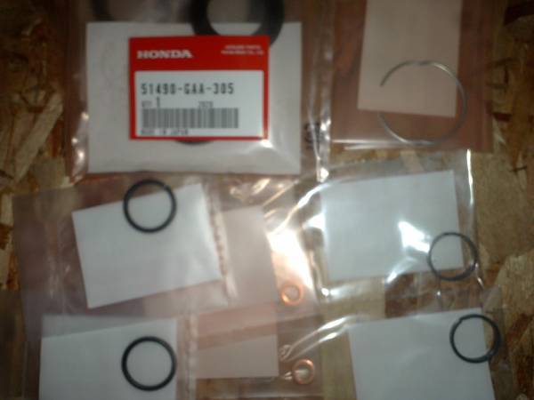 AC12　NS-1 純正　フロントフォークOHセット 10点 オイルシール . ピストンリング フォークシール　　送料250円～　ns1 　..gaa