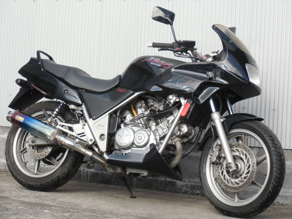 ゼルビス - MC25 ホンダ XELVIS（MC25） -since 1991- バイクの系譜 