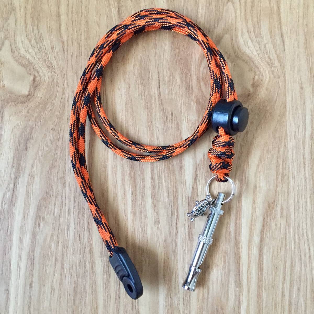 Beams Anchor Charm Dog Whistle Necklace ビームス アンカーチャーム付属 犬笛ネックレス Paracord Outdoor パラコード アウトドア その他 売買されたオークション情報 Yahooの商品情報をアーカイブ公開 オークファン Aucfan Com
