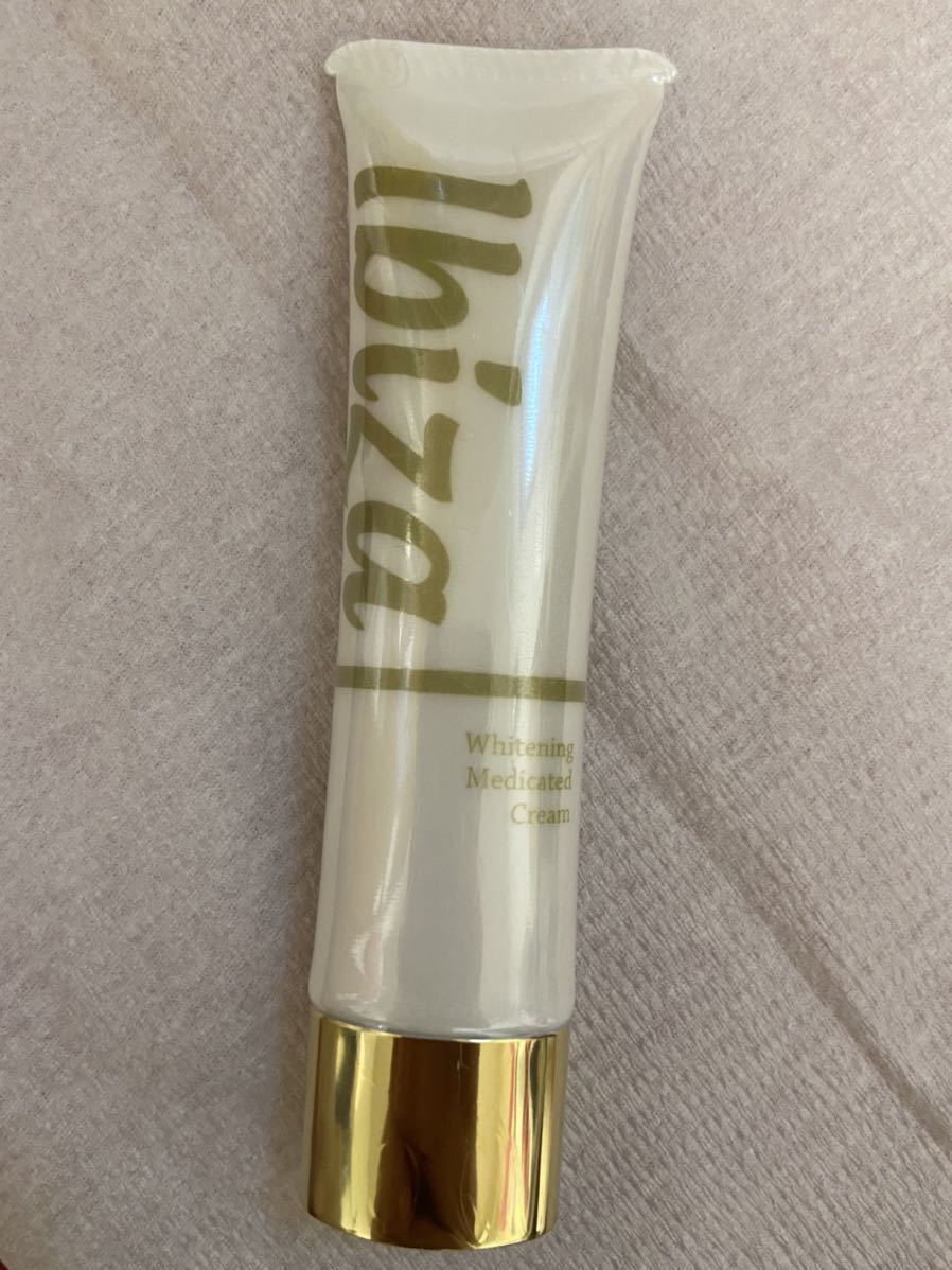緑屋xs□ 古美術品 香木 伽羅 重さ14.4g 箱付 沈香 i9/9-6140/7-4#60