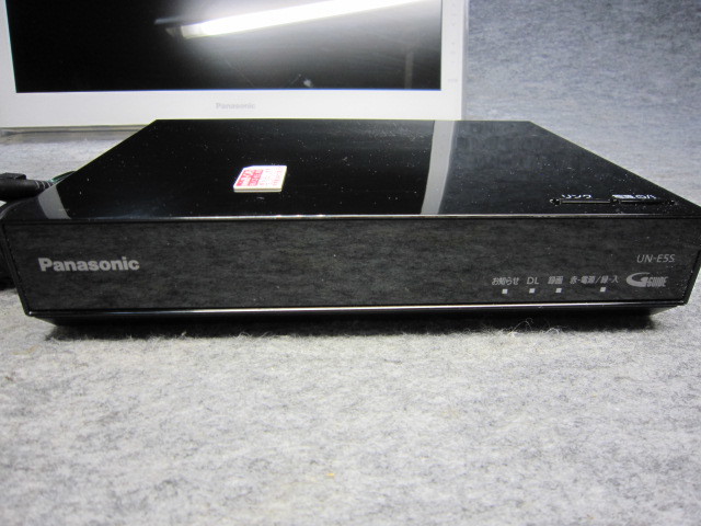 プライベートビエラ　UN-E5S+UN-15E5D ◇Panasonic プライベートビエラ UN-15E5D／チューナー UN-E5S／専用