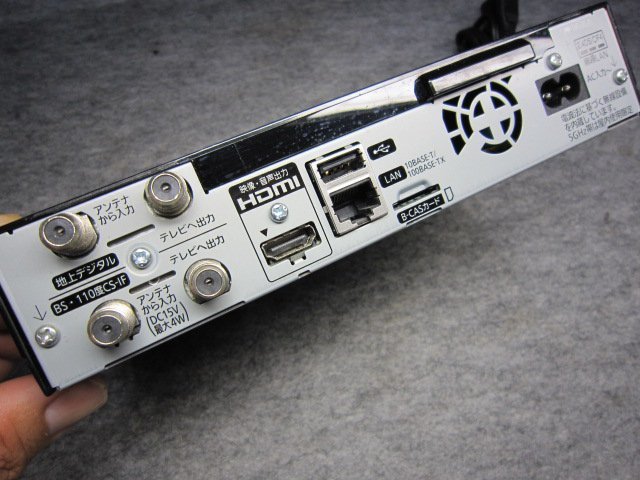 プライベートビエラ　UN-E5S+UN-15E5D ◇Panasonic プライベートビエラ UN-15E5D／チューナー UN-E5S／専用