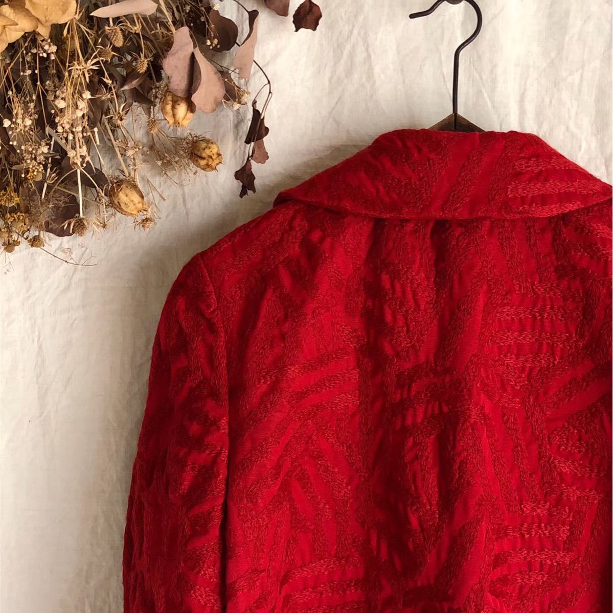 mina perhonen ミナペルホネン log 刺繍 赤 ダブルボタン ショート 