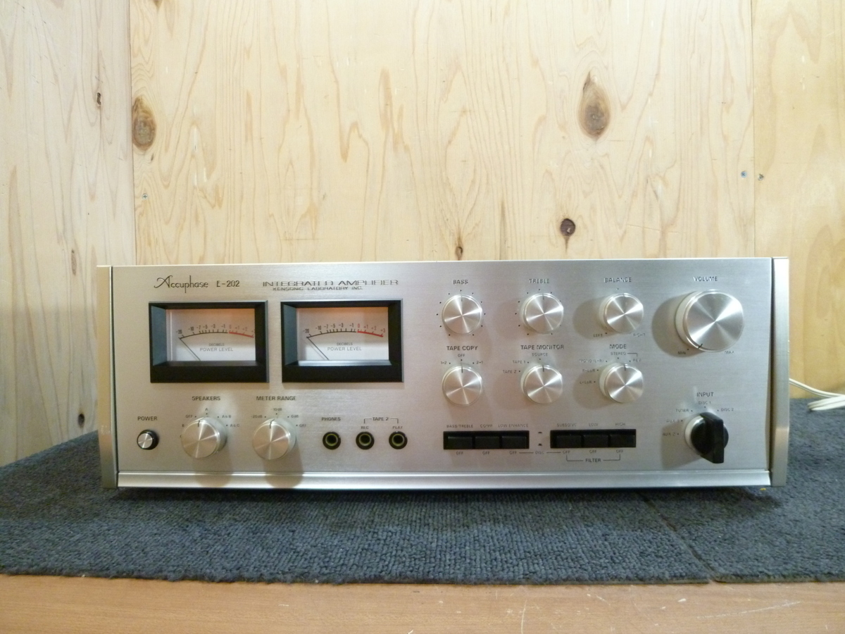 ショッピング販促品 Accuphase / E-202 プリメインアンプ