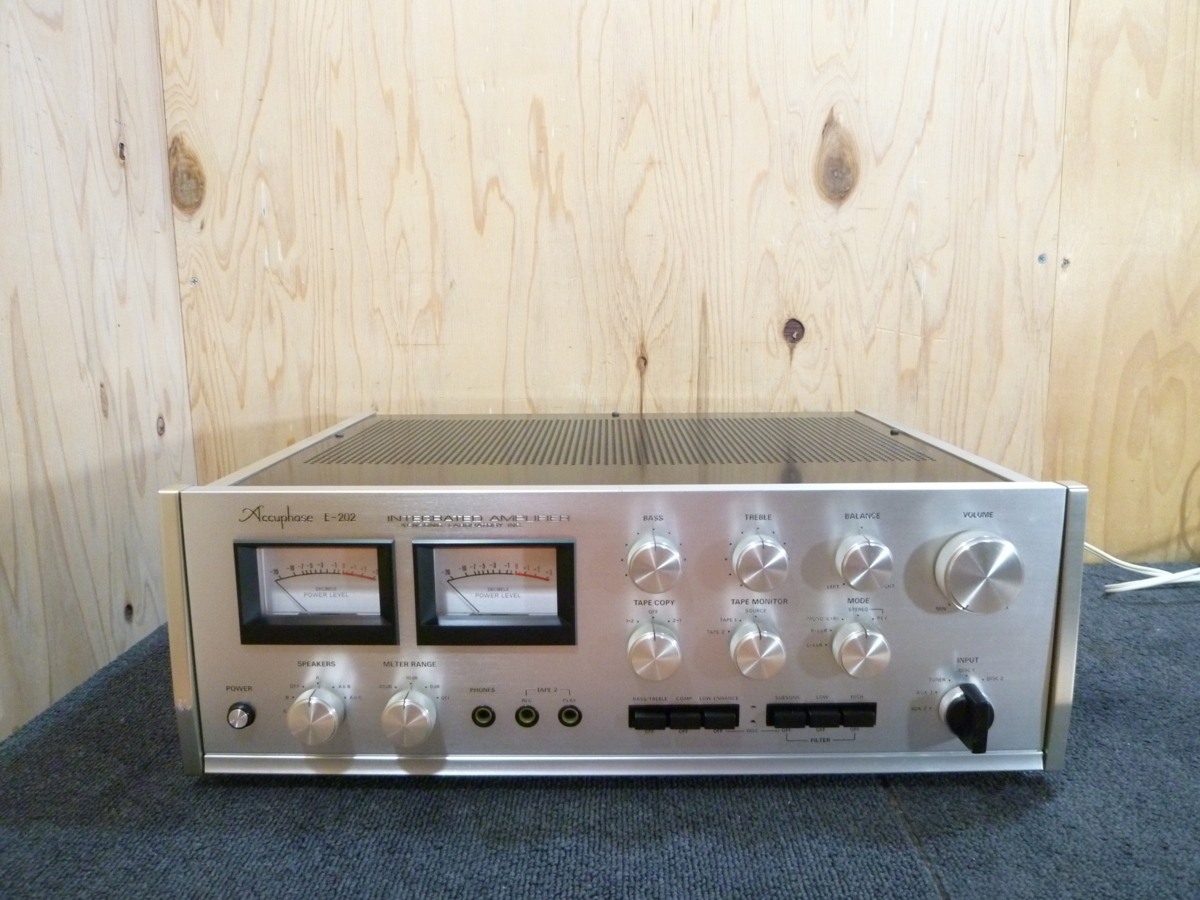 ショッピング販促品 Accuphase / E-202 プリメインアンプ