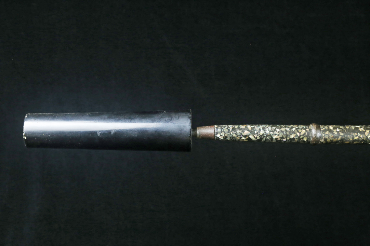 昊】時代古玩 螺鈿細工槍 全長169.0cm 合法サイズ 10.7㎝ 正三角形 直