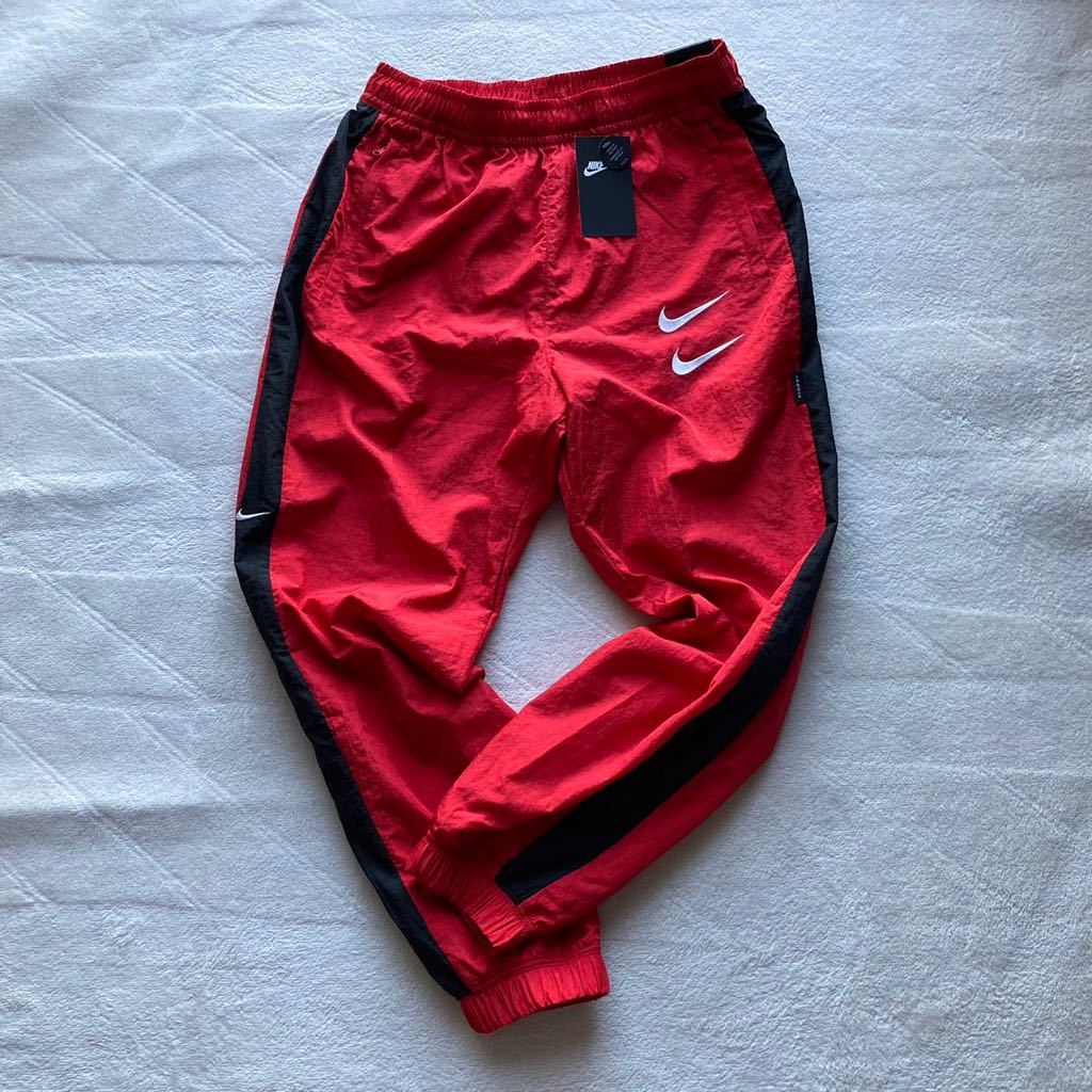 M 新品 SWOOSH NIKE ナイキ ウーブンパンツ ナイロン 刺繍 ジョガーパンツ テーパード 裏地メッシュ 赤 レッド 黒 DD5125-657
