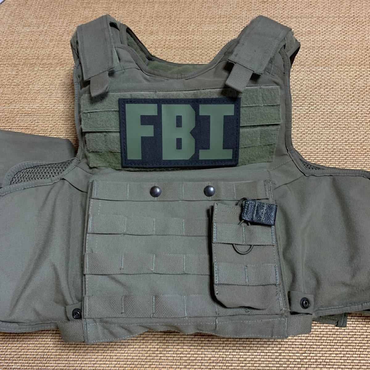 アディダス　EVO SL 26.5cm 全警連 ピンバッジ ピンバッチ ピンズ 警察 警視庁 社章 徽章 警察 記章