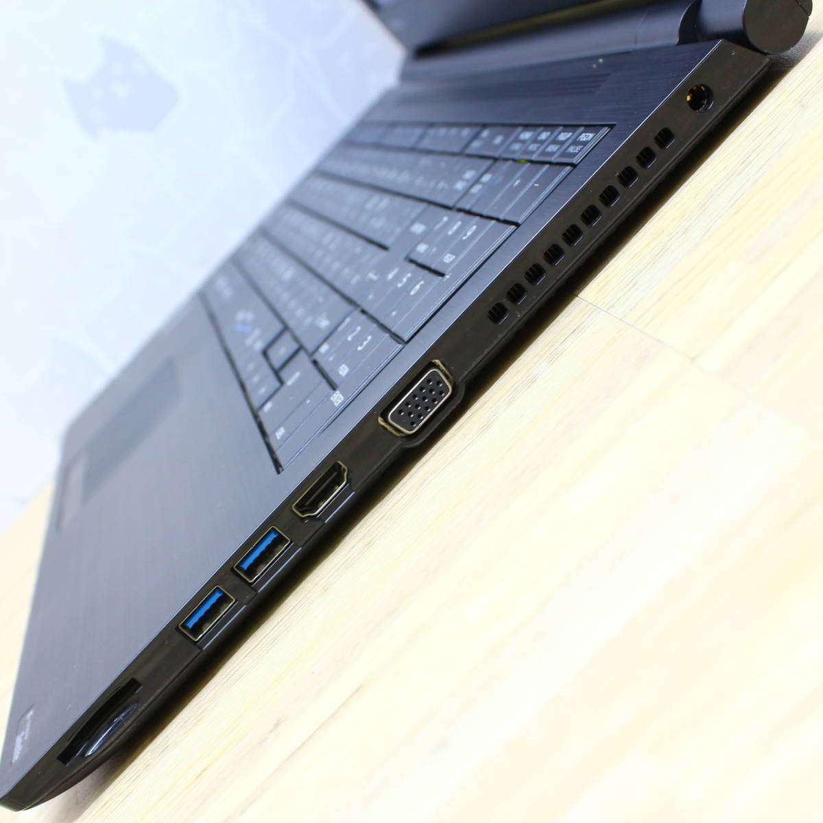 ☆美品☆爆速SSD！メモリ8GB！バッテリー良好！高速転送！高性能5世代