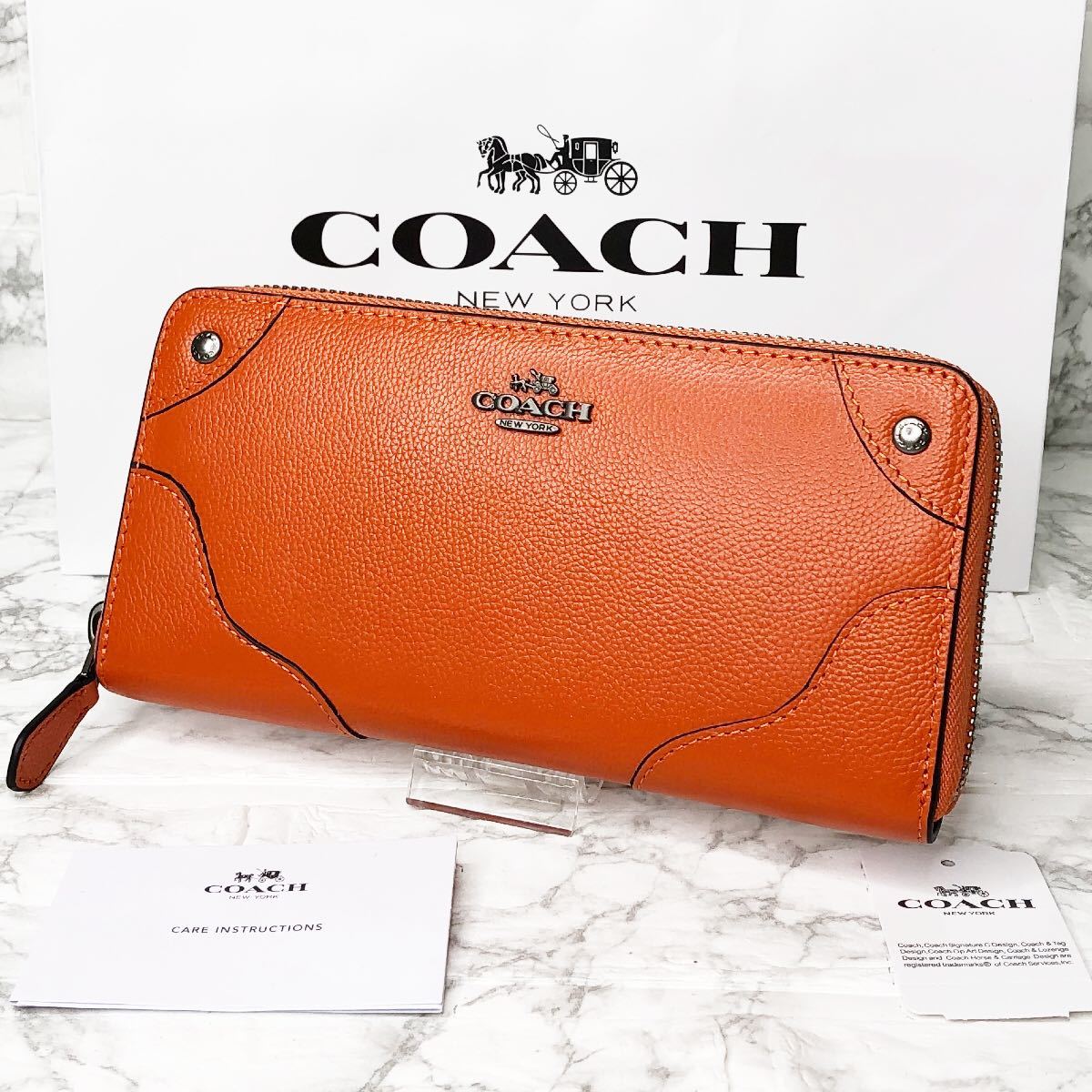 新品・未使用】COACH オレンジ 長財布 コーチ COACH 長財布 （オレンジ 