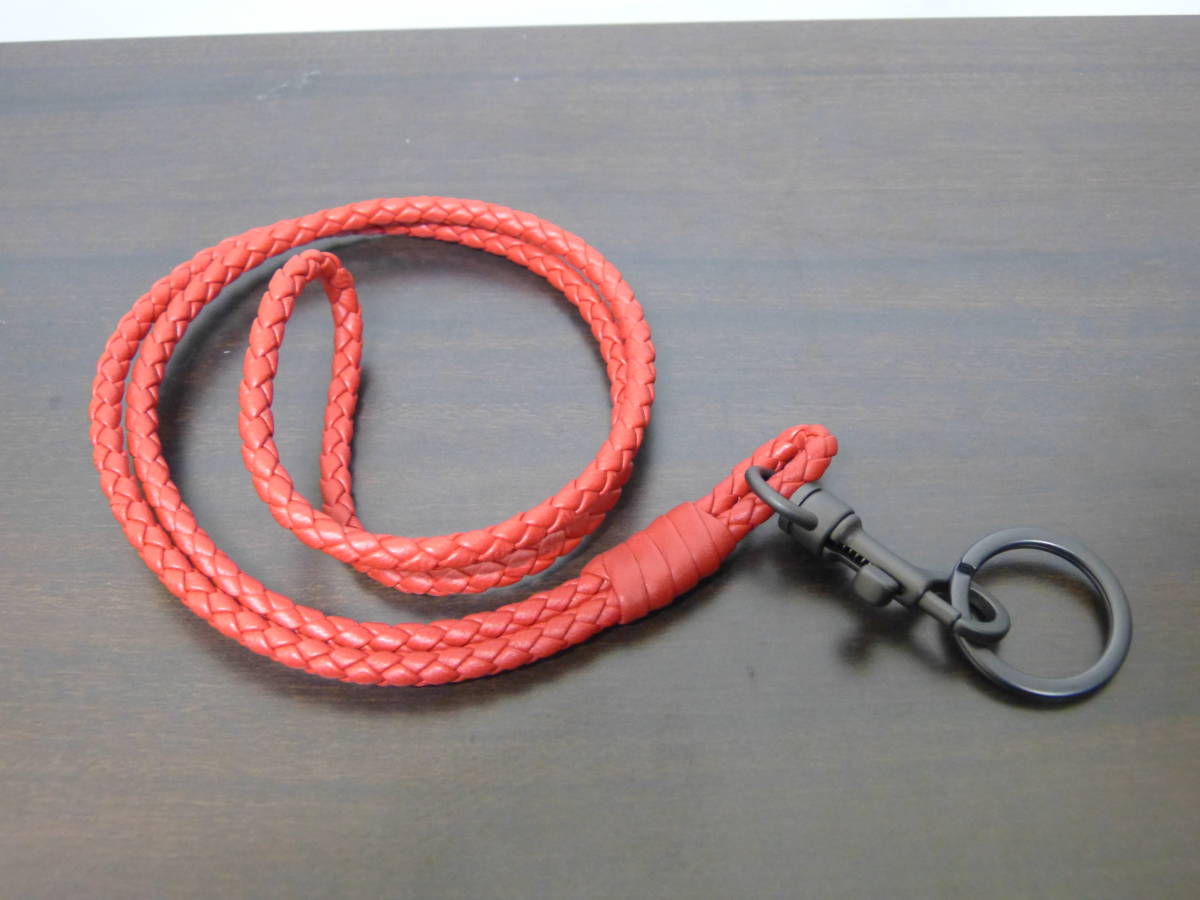 ○BOTTEGA VENETA ボッテガヴェネタ イントレチャート ナッパ ネック 