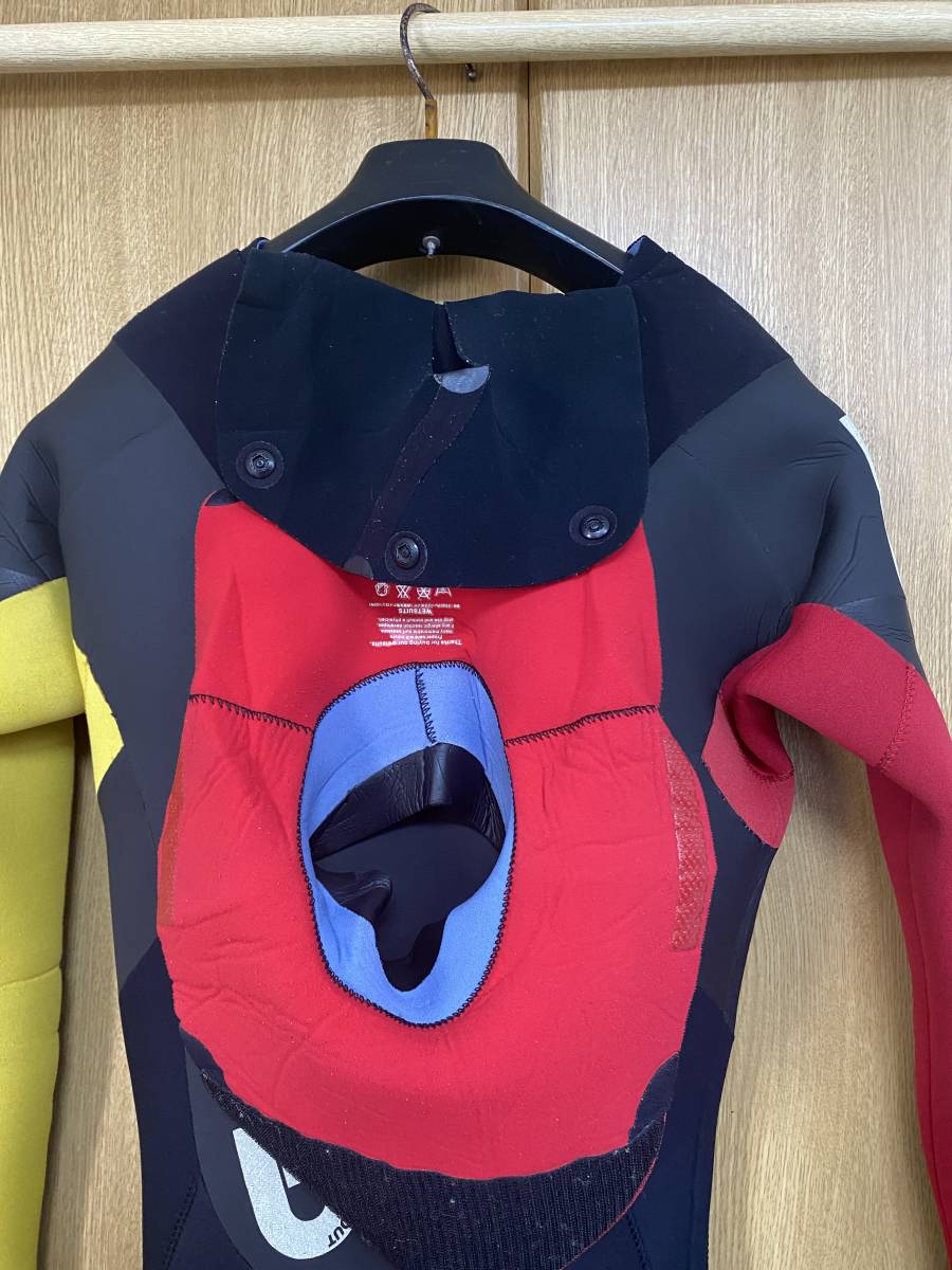 ☆裏起毛セミドライ!!【BREAKER OUT】5X3mmフルスーツ ブレーカー