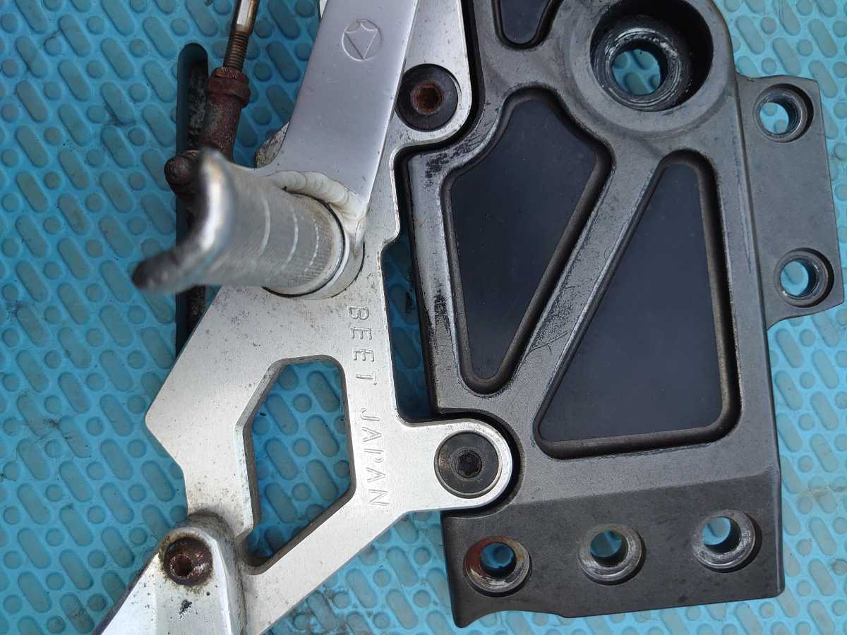 ゼファー400　BEETバックステップ