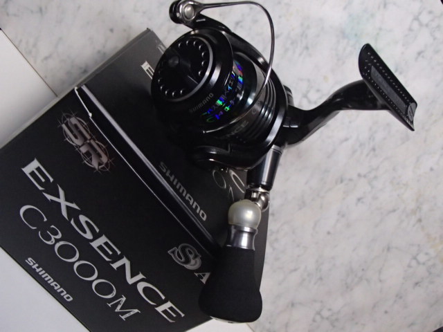 【新品/保管品/未使用】 シマノ EXSENCE エクスセンス C3000M (定価52000円) 旧型/廃盤品/シーバス/SLJ/鯛ラバ/テンヤ/イカメタル などにも