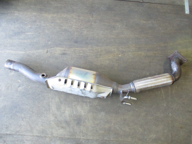  VW ニュービートル 触媒 9CAZJ キャタライザー 1J0 131 701 KB / 1J0 178 KB コンバーター AZJ 異音無し(マフラー)｜売買されたオークション情報、yahooの商品情報をアーカイブ公開 - オークファン フォルクスワーゲン用