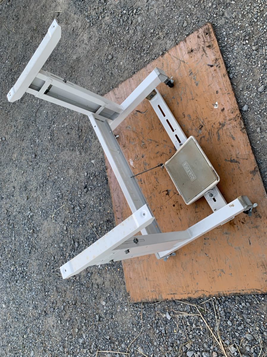 i-img1200x900-16996907158pms5x7
