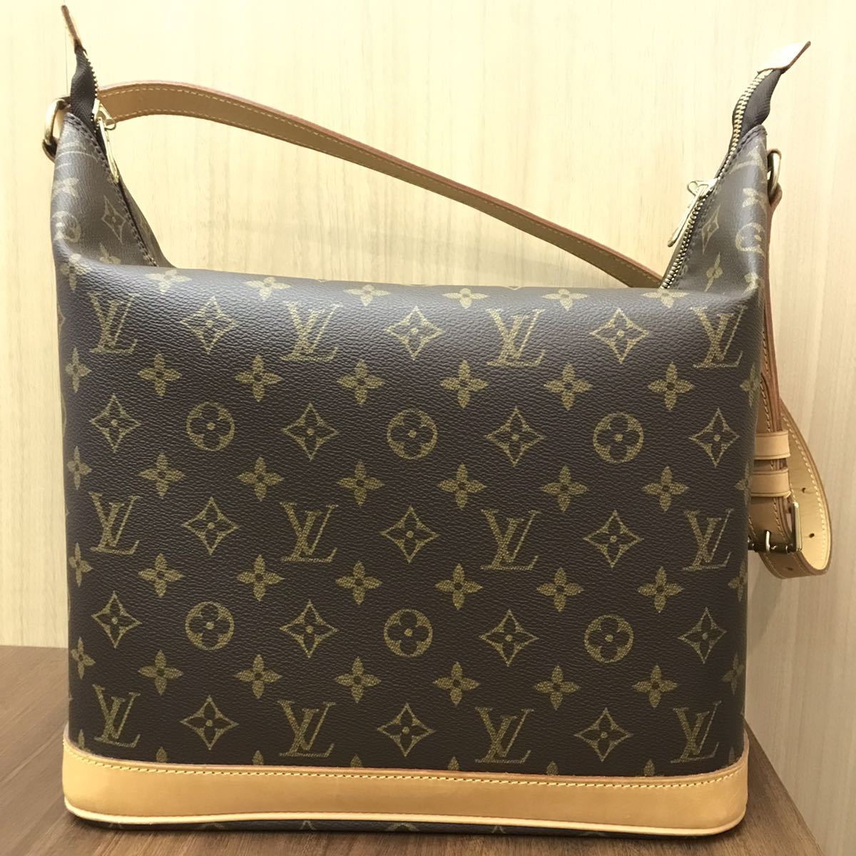 極美品】Louis Vuitton アムファースリー モノグラム ショルダーバッグ 