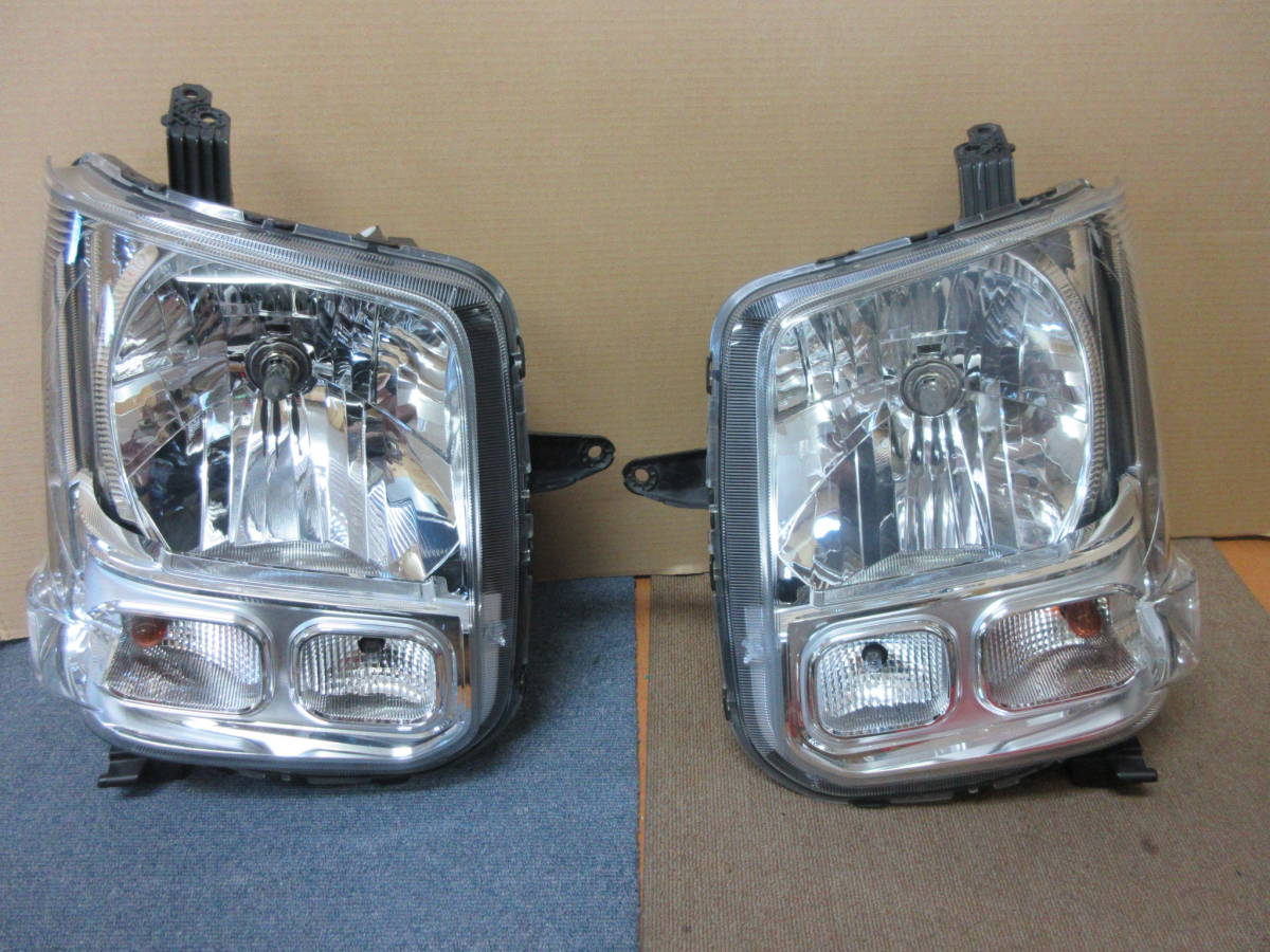 DA17V DR17V エブリー NV100 クリッパー 純正ヘッドライト左右 
