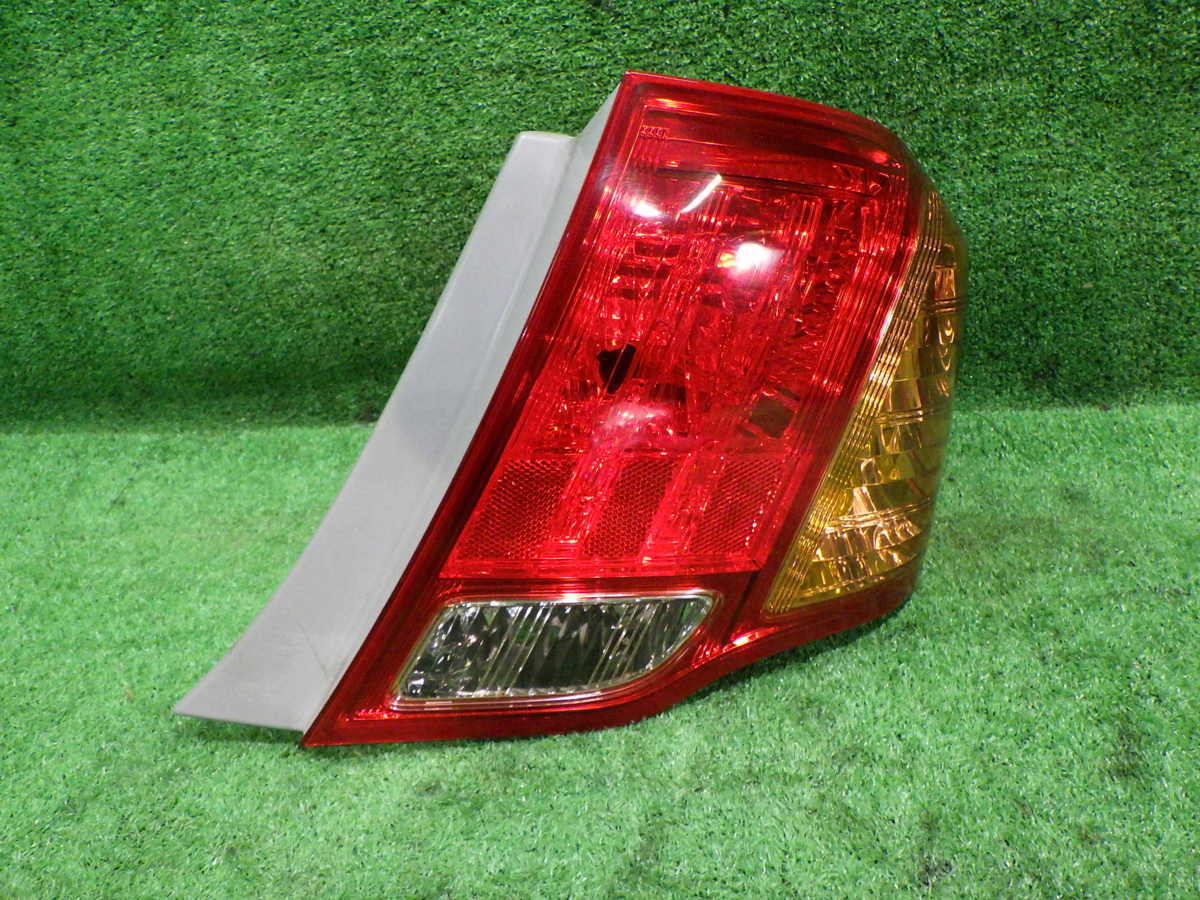  トヨタ カローラアクシオ NZE144 右テールランプ/テールレンズ NZE141/ZRE142 81550-12A20 コイト 12-512 前期(テールライト)｜売買されたオークション情報、yahooの商品情報をアーカイブ公開 - オークフ トヨタ用