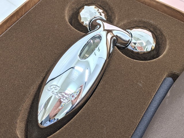 美容 美顔ローラー MTG社製 正規品 ReFa CARAT (リファカラット