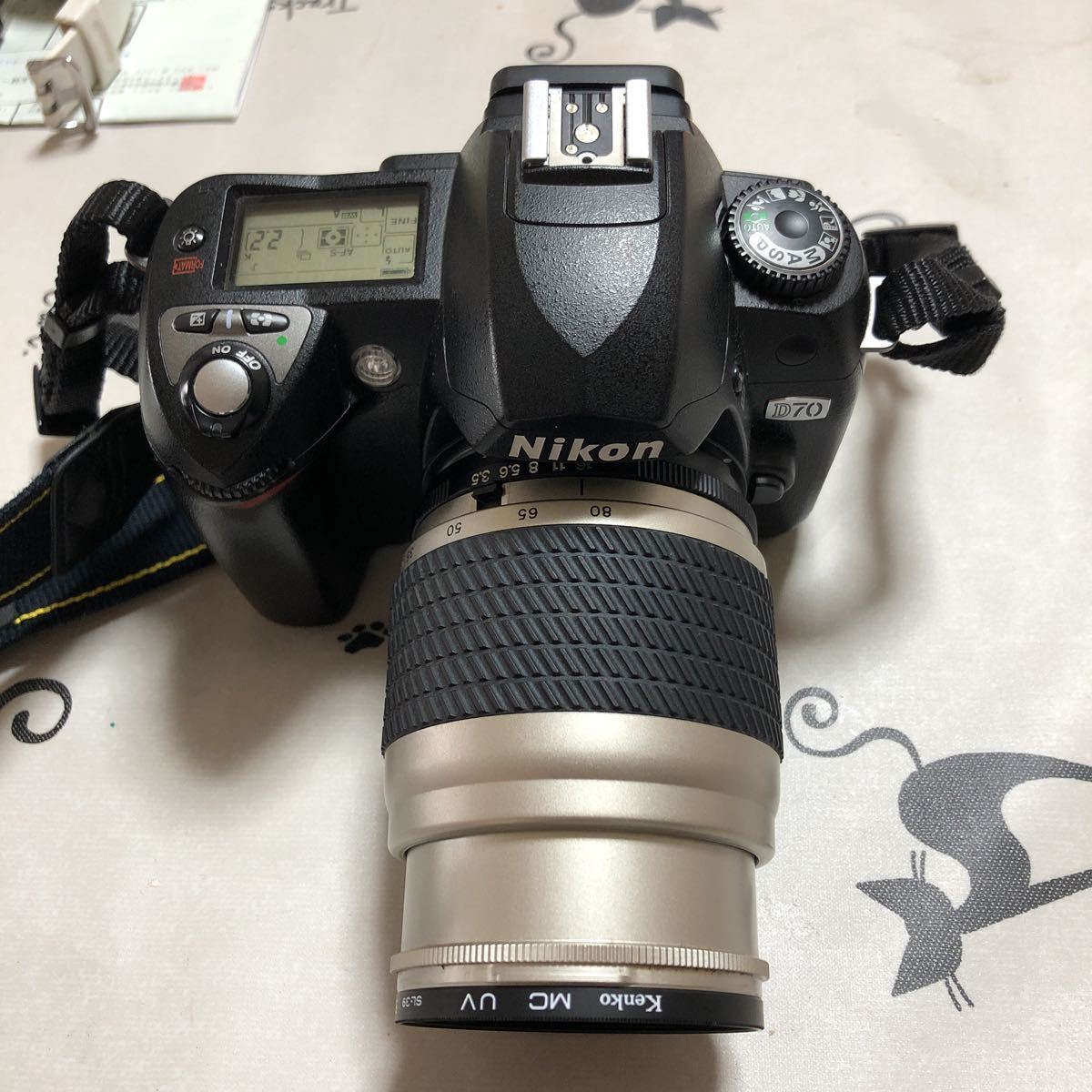 Nikon D70 + AF 28-80mm G レンズキット カメラ 5月14日限定【一眼