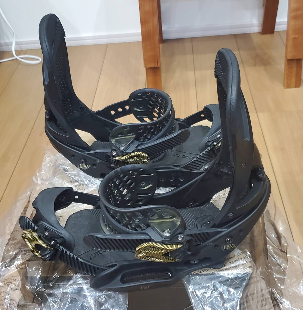 X BURTON LEXA バートン EST レクサエックス | 0 23-24 Burton Lexa
