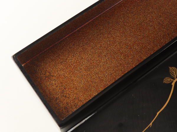 木製　漆器　蒔絵　盃洗　梨地　黒漆　時代　箱付　送料無料 流】木製漆器 黒塗内梨地蒔絵短冊箱 箱付 DA472 蒔絵の中古