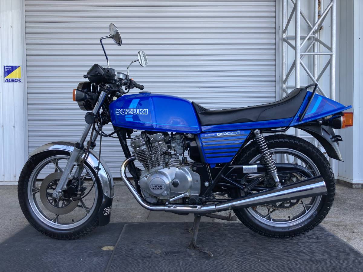 GSX250E 青15315 SUZUKI とてもキレイで程度良好!エンジン実働!吹け 