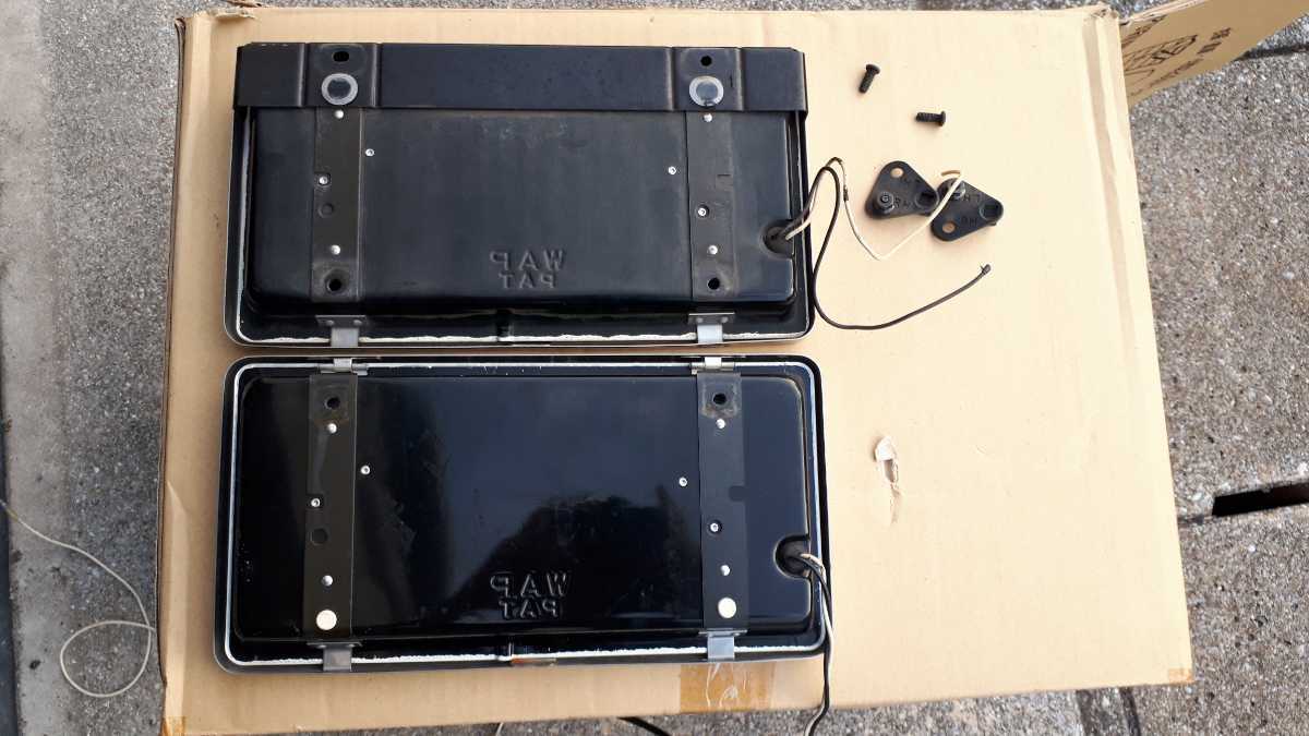 WAP PAT 字光式 ナンバープレート 照明器具 電球 当時物 字光式ナンバーフレーム 電光ナンバー 当時物 旧車 2セット 1台分
