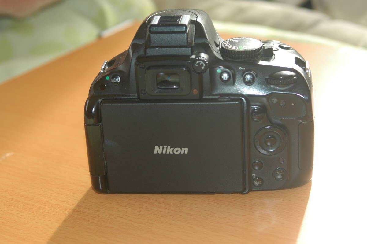 Nikon D5100 ボディ_4