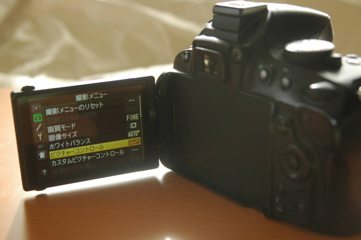 Nikon D5100 ボディ_6