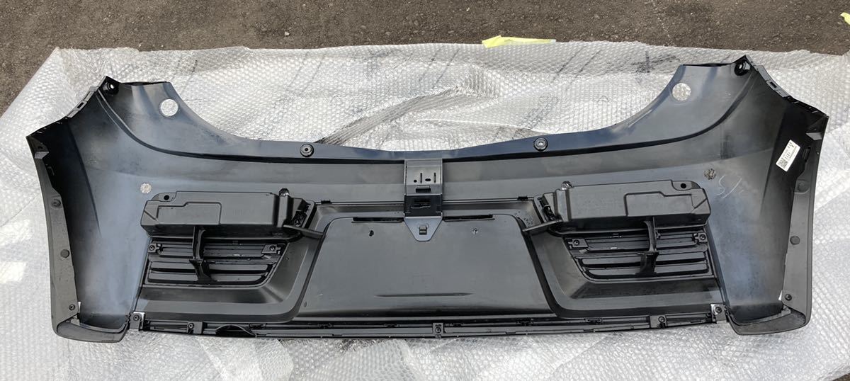 アルトワークス HA36S 純正リアガーニッシュ 新車外し 美品 メッキ 令