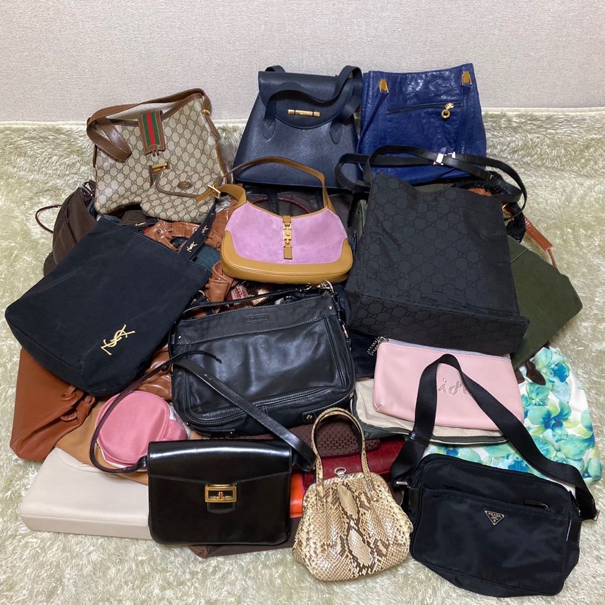 1円～ 〈美品多数有り〉 57点 セット ブランド まとめ / GUCCI / PRADA / イヴ サンローラン / Dior / COACH / BALLY / その他多数