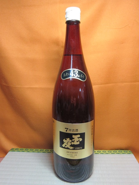 得価，HOT 【本場泡盛】7年古酒 43度 「玉友」 GYOKUYU 1800ml □