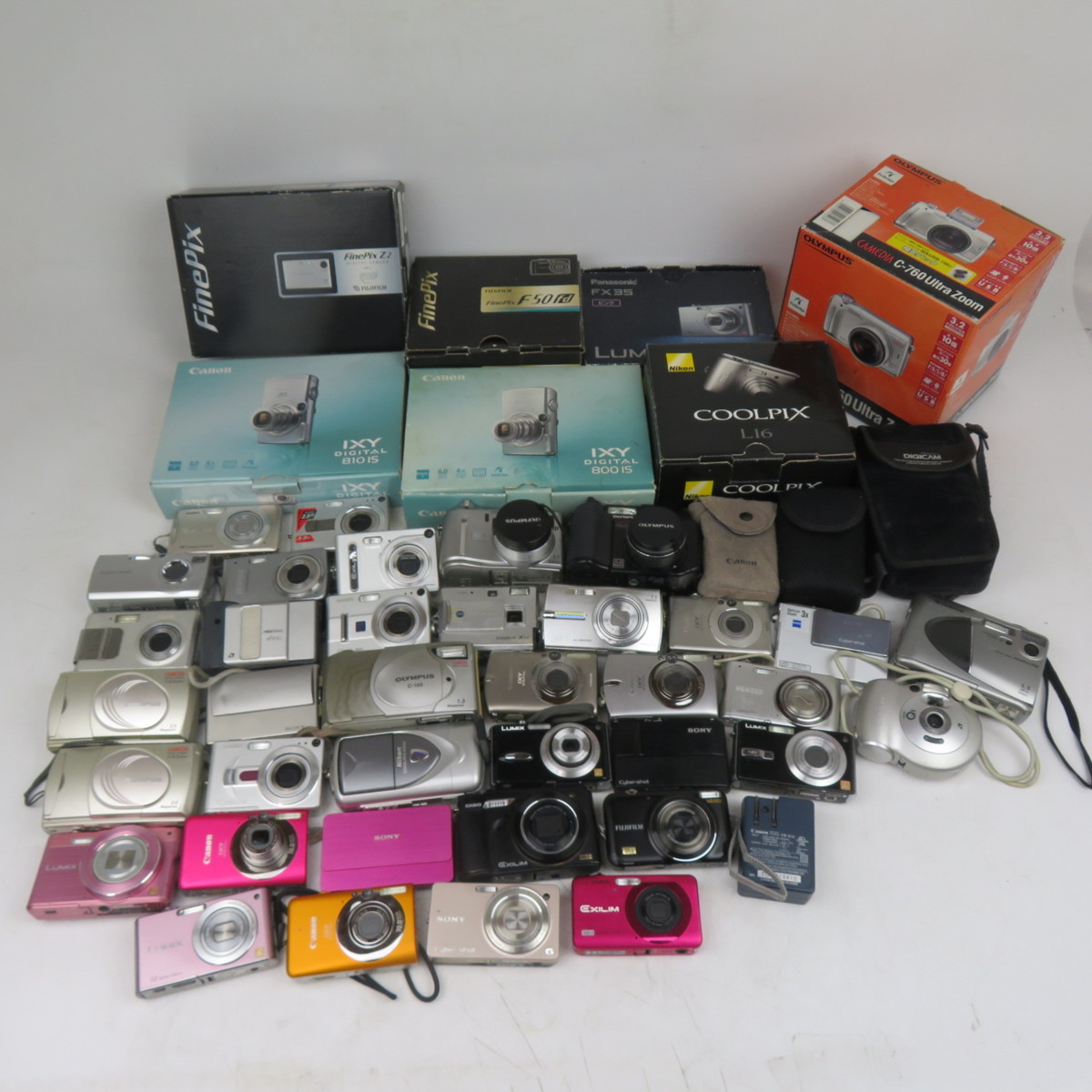 デジカメ　まとめ　ジャンク品 大量まとめ】 デジカメ まとめ ジャンク / 140 (004931)