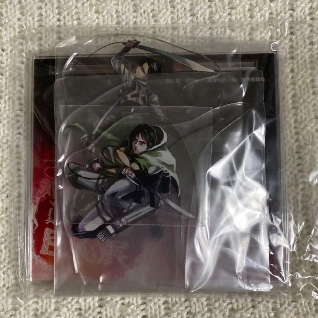 進撃の巨人 エレン/リヴァイ/ミカサ 巨人展限定 アクリルジオラマ 