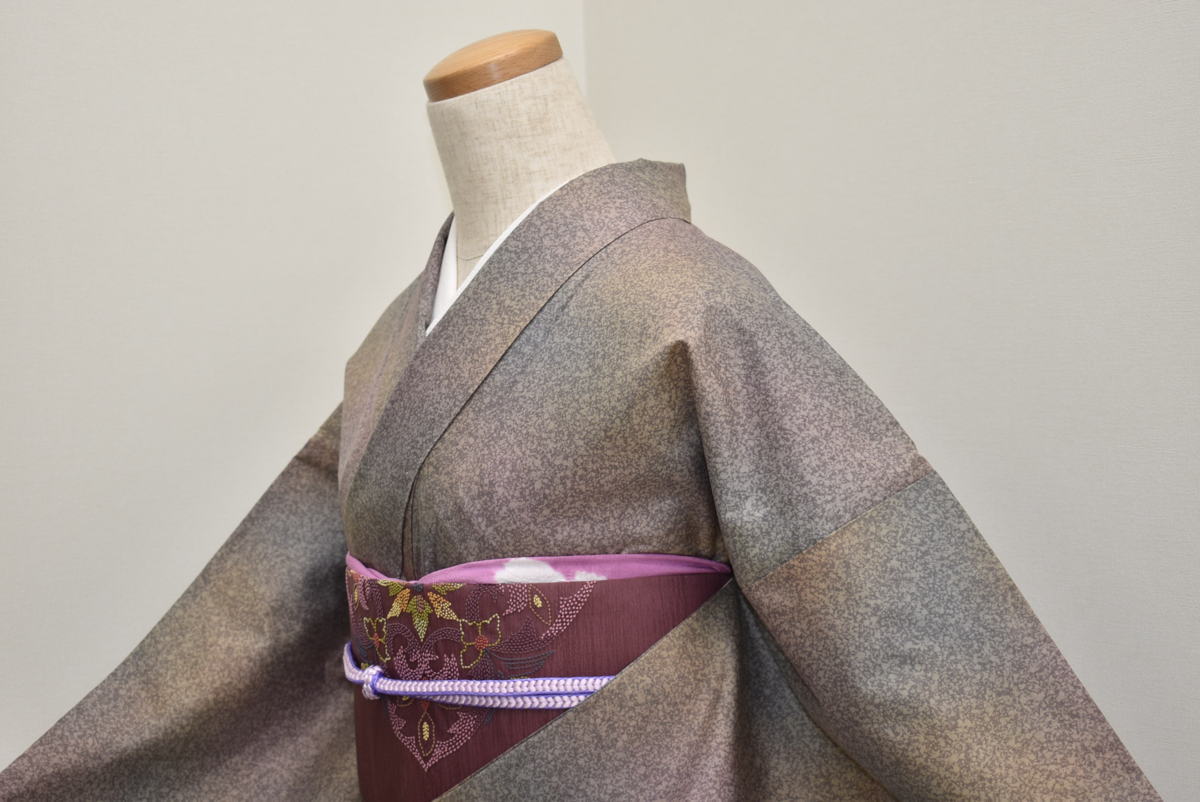ちどりや】未使用品 美品 正絹 染め大島紬 袷 広衿 身丈165.5cm/裄