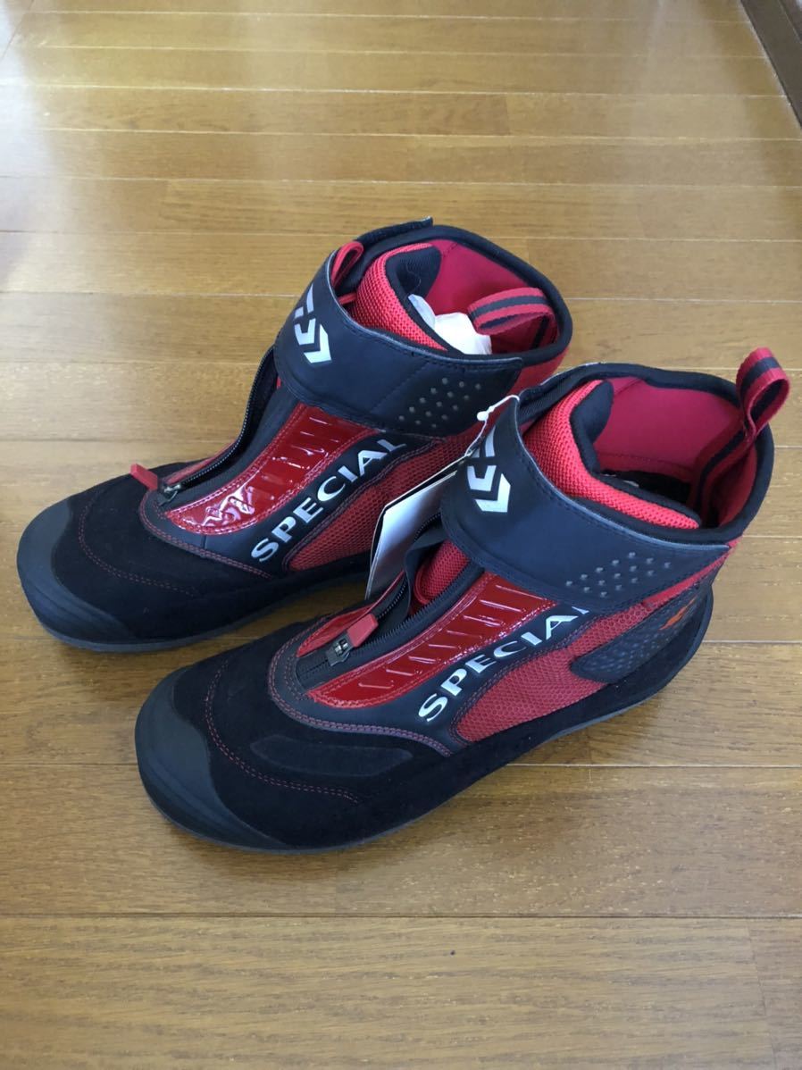 セール，低価 ダイワ Daiwa スペシャル 鮎シューズ 28センチ(アユ用衣料品)｜売買されたオークション情報、yahooの商品情報をアーカイブ公開 - オークファン アユ用衣料品