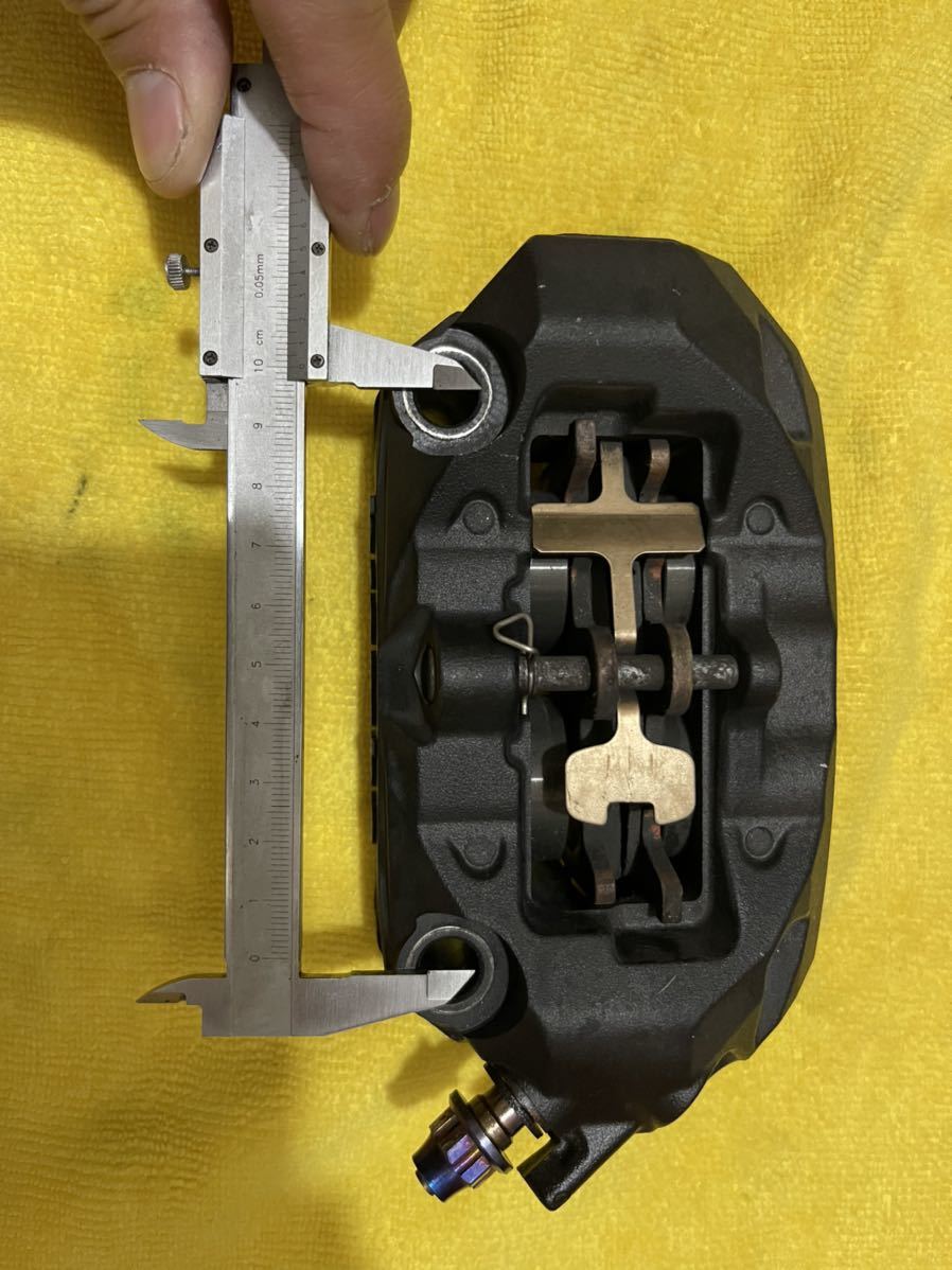 bremboラジアルキャリパー100mmピッチ ブレーキキャリパー ブレンボ