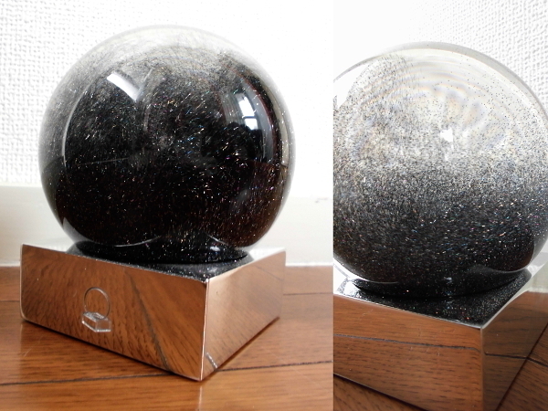 Snow : | Globe by Cool CoolSnowGlobes スノードーム 四季 ブラック