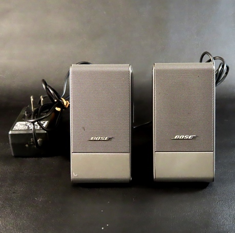【全国無料，本物保証】 BOSE ボーズ Computer Music Monitor スピーカー ペア アダプタ付(スピーカー本体)｜売買されたオークション情報、yahooの商品情報をアーカイブ公開 - オークファン BOSE