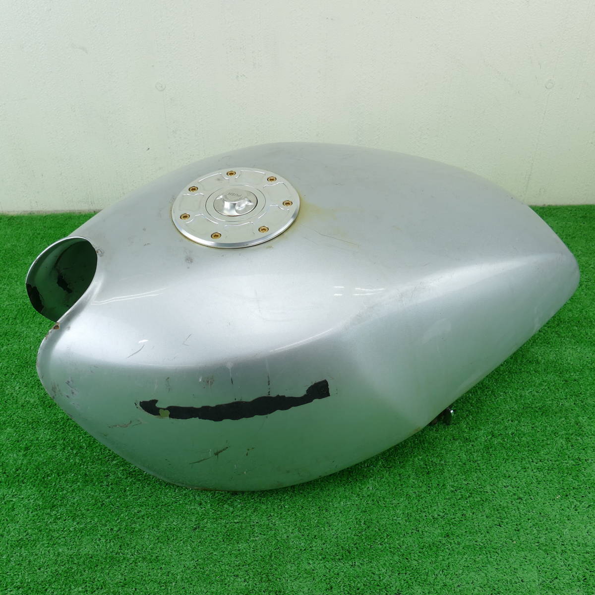 ゼファー400（ZR400C）燃料 フューエル ガソリン タンク 純正 ZEPHYR 