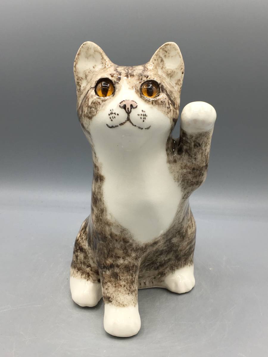 新品 目が合う ケンジントンキャット サイズ 3 トラ猫 猫 置物 ネコ フィギュリン 陶器 新品 目が合う ケンジントンキャット 目が合う不思議な子猫 size2 ケンジントンキャット目が合う不思議な子猫